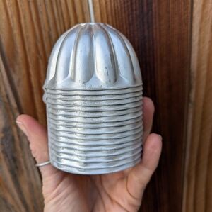 Set of 16 Vintage Jell-O-style Molds